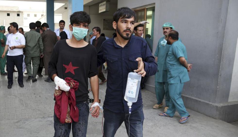 Afganistán: Al menos 8 muertos y 15 heridos en ataque suicida contra ministerio. (Foto: AP)