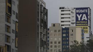 ¿Cuánto se debe percibir de sueldo para arrendar un inmueble y vivir cómodamente en Lima?