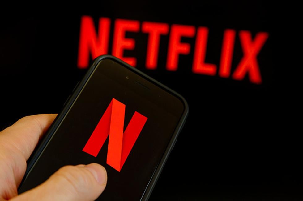 El ingreso adicional ayudará a Netflix a pagar su enorme inversión en programas y películas originales, y financiar la enorme deuda que ha adquirido para repeler a rivales como Amazon, Disney y AT&T. (Getty)