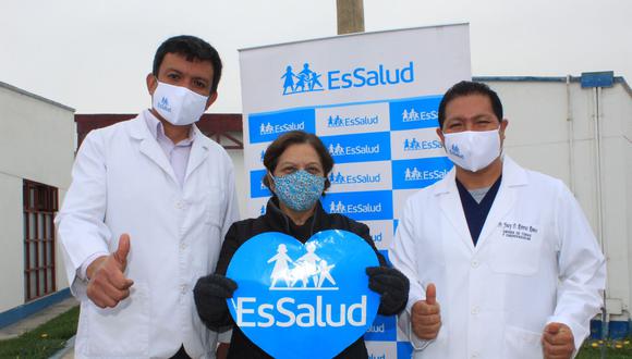 EsSalud: Médicos logran extirpar tumor del pulmón de abuelita con moderna técnica quirúrgica. (Foto: EsSalud)