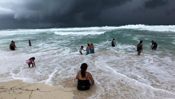 La depresión tropical 14 que se movilizaba hacia Florida por el Golfo de México se ha convertido en tormenta tropical Michael, dijo hoy el Centro Nacional de Huracanes (Foto: EFE)