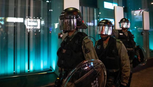 Este incidente podría alimentar aún más la ira contra las fuerzas de seguridad en Hong Kong. (Foto referencial: EFE)