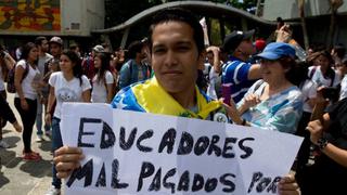Venezuela: Profesores del sector público inician paro de 48 horas