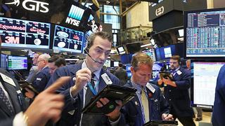 Wall Street inicia operaciones con resultados mixtos