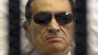 Apelarán sentencia contra Mubarak