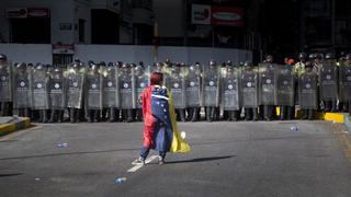 Venezuela: Ejército podrá usar armas de fuego en protestas