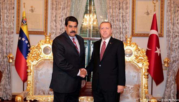 Nicolás Maduro y Recep Tayyip Erdogan mantienen buenas relaciones. El presidente venezolano ha viajado cuatro veces a Turquía en los últimos dos años. (Foto: Reuters)