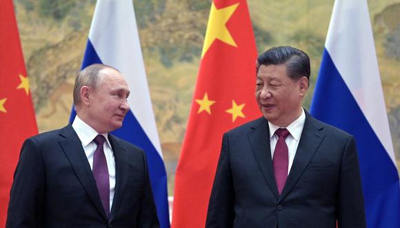 Putin y Xi Jinping desarrollan una estrategia diplomática, política y comercial sin precedentes en Latinoamérica como parte de su carrera por consolidar posiciones geopolíticas, señala el columnista.  (Foto: Alexei Druzhinin / AFP)
