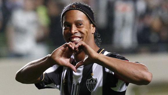 Ronaldinho también reveló que el sexo es bueno antes de los partidos. (AP)
