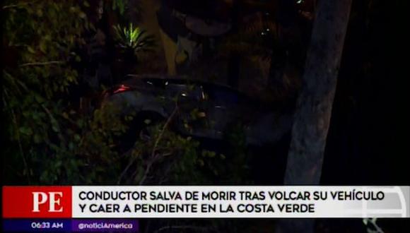 Chofer habría perdido el control de su vehículo luego que otro auto le cerrara el paso en la Costa Verde. (América Tv)
