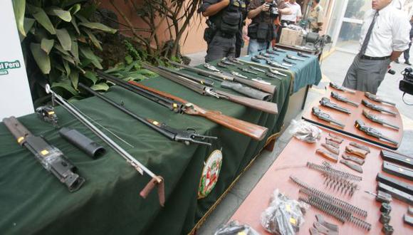 La Policía encontró revólveres, fusiles, escopetas, municiones y accesorios para armas. (USI/Referencial)