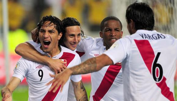 Claudio Pizarro será el líder de la selección peruana de Ricardo Gareca. (AFP)