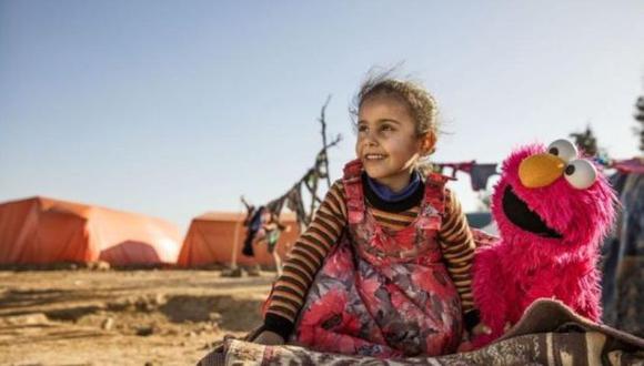 Elmo: “Los niños refugiados son cómo los niños de todas partes” (AP)