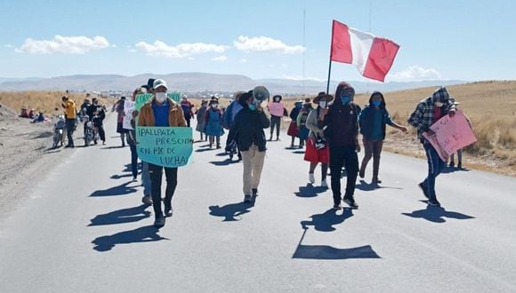 Cusco: manifestantes marchan a campamento minero en Espinar para dialogar (Juan Sequeiros)