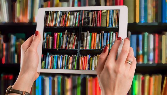 Hoy, la tecnología nos permite tener cientos de libros almacenados en un dispositivo electrónico. (Foto: Pixabay)