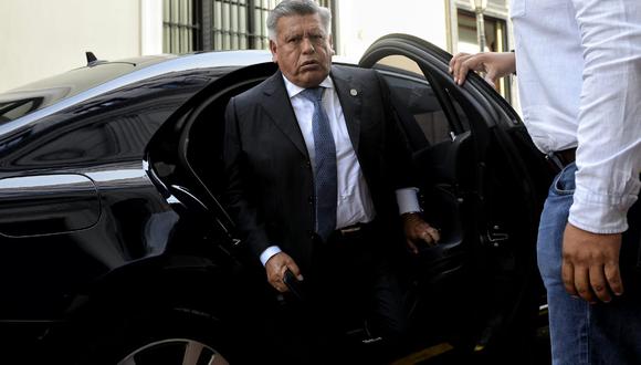 César Acuña llegó a la sede del Ministerio Público antes de las 10:00 am. (Miguel Yovera/GEC)