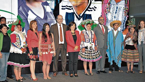 En lenguas originarias. Jóvenes de Ayacucho, Cusco, Amazonas y Piura expresaron su compromiso. (Unesco)