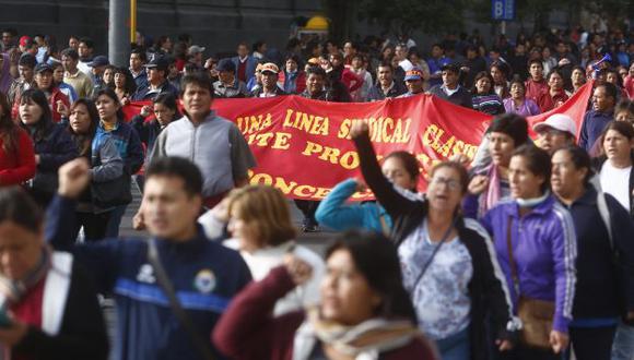 Maestros llevan casi dos meses en huelga. (Perú21)