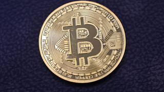 El Bitcoin cotiza cerca de su récord de US$ 34,800 tras subir un 800% desde marzo