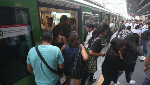 La medida apunta a beneficiar a los pasajeros que usan la Línea 1 durante la hora punta. (Foto: El Comercio)