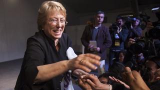 Bachelet es la favorita con 44% de intención de voto