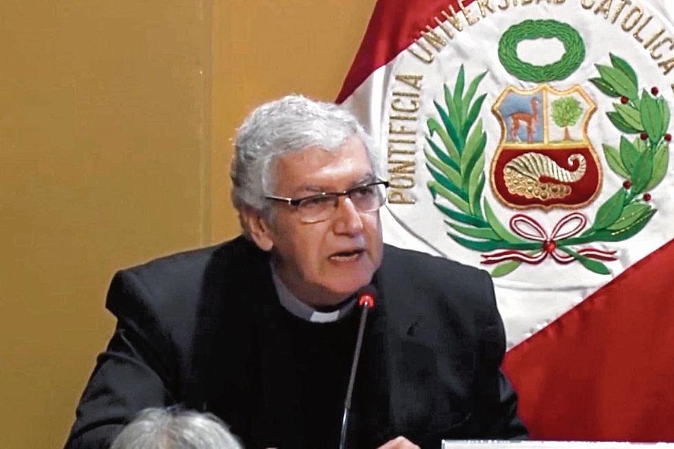 Carlos Castillo Mattasoglio es el nuevo Arzobispo de Lima.