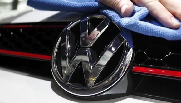 Volkswagen y Porsche llaman a revisión a 800,000 autos por problemas técnicos. (Bloomberg)