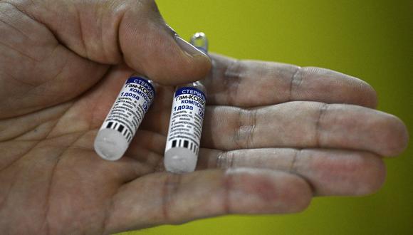 Brasil desautorizó la importación en carácter de emergencia de la vacuna rusa  Sputnik V. (Foto: JUAN MABROMATA / AFP)