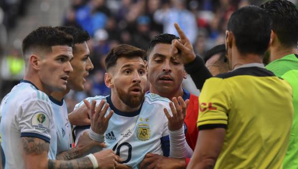 Lionel Messi no recibió la medalla en la Copa América 2019 y la razón la reveló Juan Foyth. (Foto: Nelson ALMEIDA / AFP)