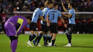 Uruguay goleó 3-0 a Uzbekistan en el Centenario