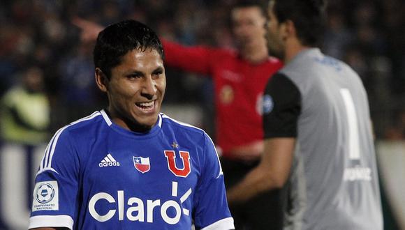 Raúl Ruidíaz enfrentó a Boca Juniors con la U de Chile, cuando Jorge Sampaoli dirigía al equipo chileno. (EFE)