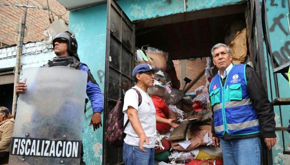 La Municipalidad de Lima señaló que a los almacenes llegaban al día unos 100 recicladores de diferentes lugares de la ciudad para vender los objetos recolectados. (Difusión)
