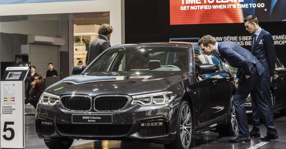 BMW revisará más de 300 mil autos por peligro a que se incendien en Europa. (AP)