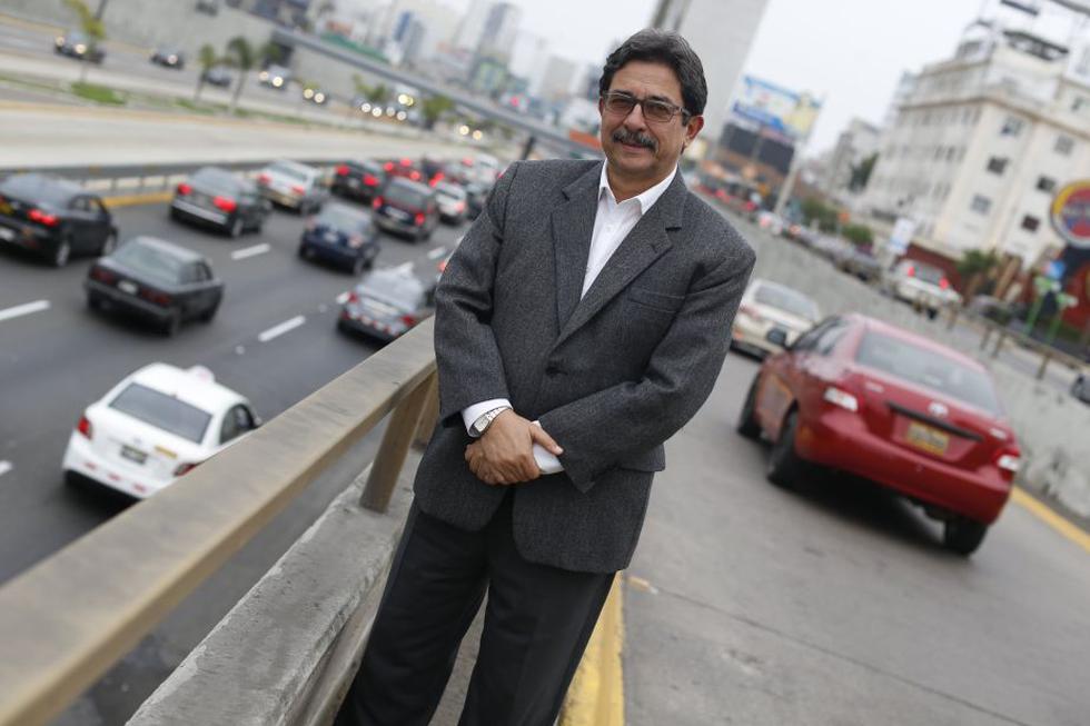 El ex ministro Enrique Cornejo confía que su apelación logrará que permanezca en carrera a la Alcaldía de Lima. (Perú21)