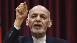 Emiratos Árabes Unidos confirma que presidente afgano se ha refugiado en su territorio 