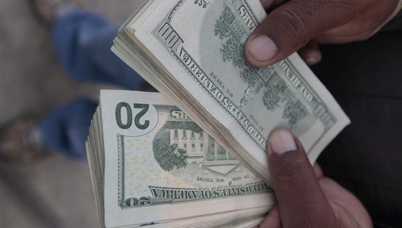 El dólar se vende a S/ 3.362 en casas de cambio frente a los S/ 3.372 del jueves. (Foto: GEC)