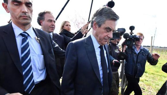 La policía francesa intervino el domicilio del candidato conservador a la presidencia François Fillon (AFP).