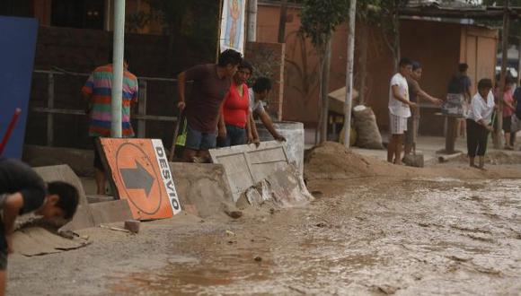 Huaico desató el desorden y desesperación en la ciudad. (Mario Zapata/Perú21)