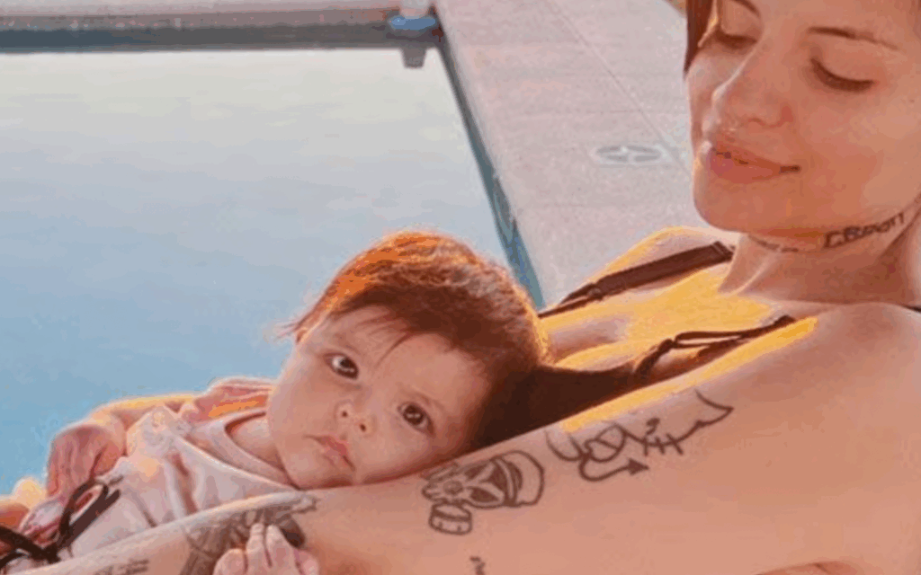 CAZZU Y SU HIJA
