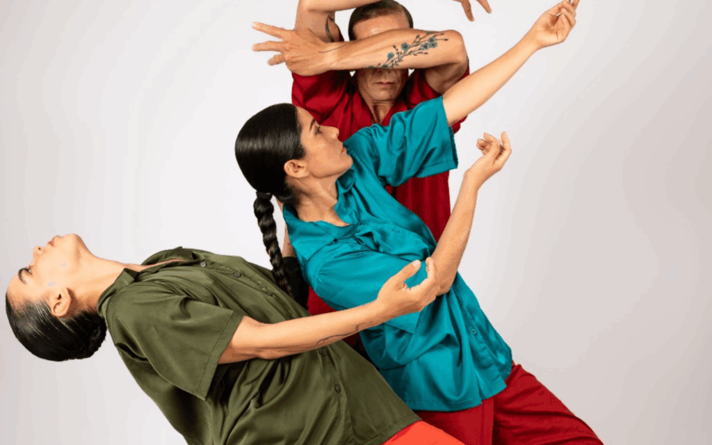 “HOLOGRAMA / EL FIN”: Pepe Hevia estrena una obra de danza contemporánea en el Teatro Británico